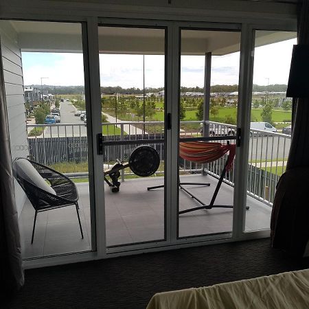 Hampton Homestay Palmview Екстер'єр фото