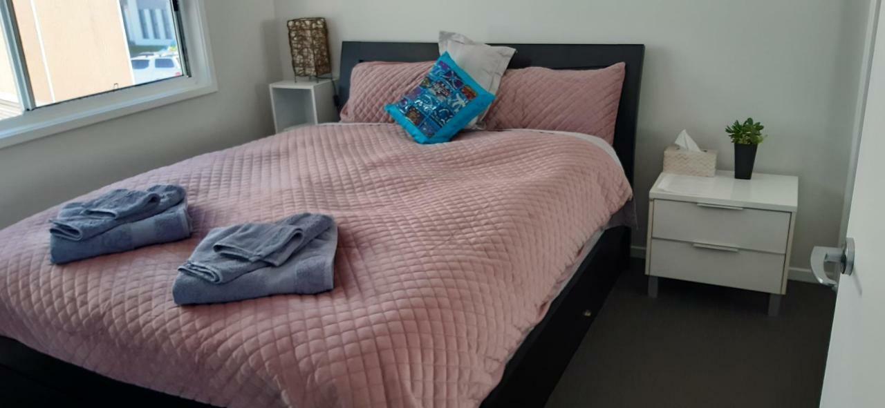 Hampton Homestay Palmview Екстер'єр фото