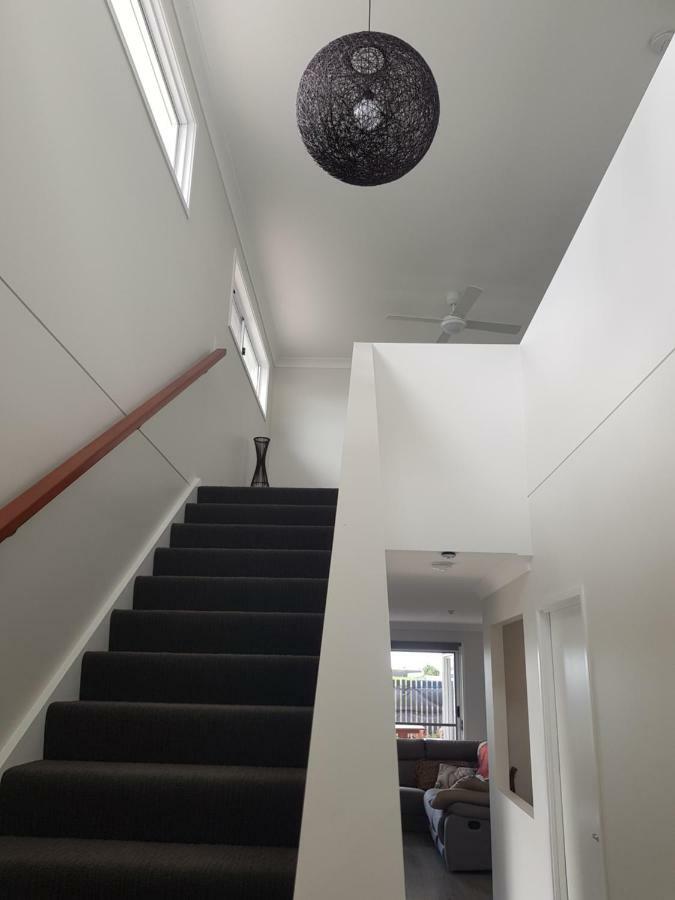 Hampton Homestay Palmview Екстер'єр фото