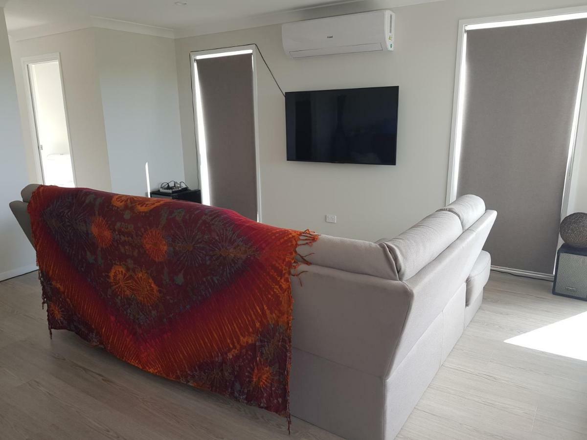 Hampton Homestay Palmview Екстер'єр фото